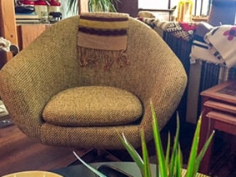 southside-vintage-brown-chair-250